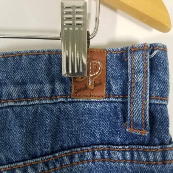 Sneak Peek Boy Friend Distressed Jeans Size L - Picture 6 of 6